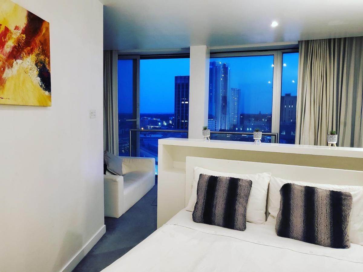 Cityscape Apartment In Birmingham With Self Checkin Ngoại thất bức ảnh